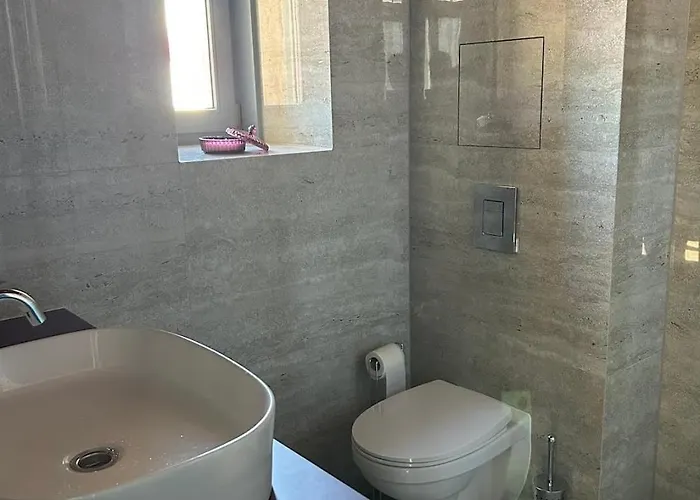 Stylish Artdeco In The Heart Of